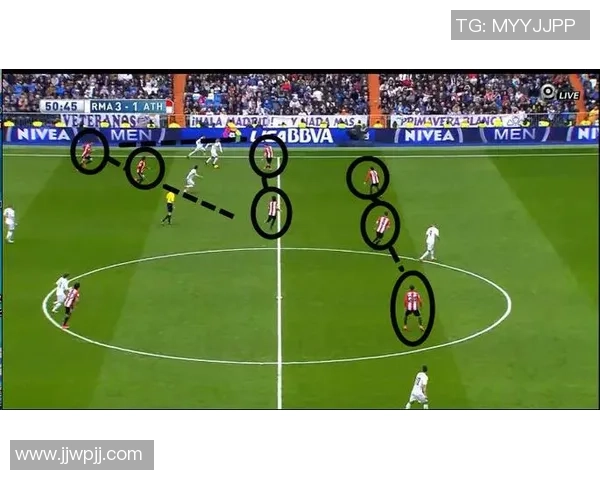 南京网球队与西安网球队赛后复盘团队协作的成功与不足分析 南京网球队与西安网球队赛后复盘团队协作的成功与不足分析