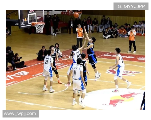 赛后分析：北京篮球队与西安篮球队实力对比与比赛亮点探讨